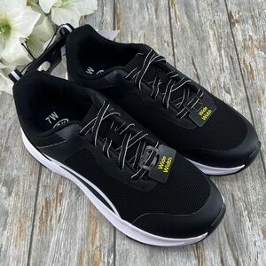 Lifestyle Mesh Jogger Sneakers Shoes Size 7 Wide